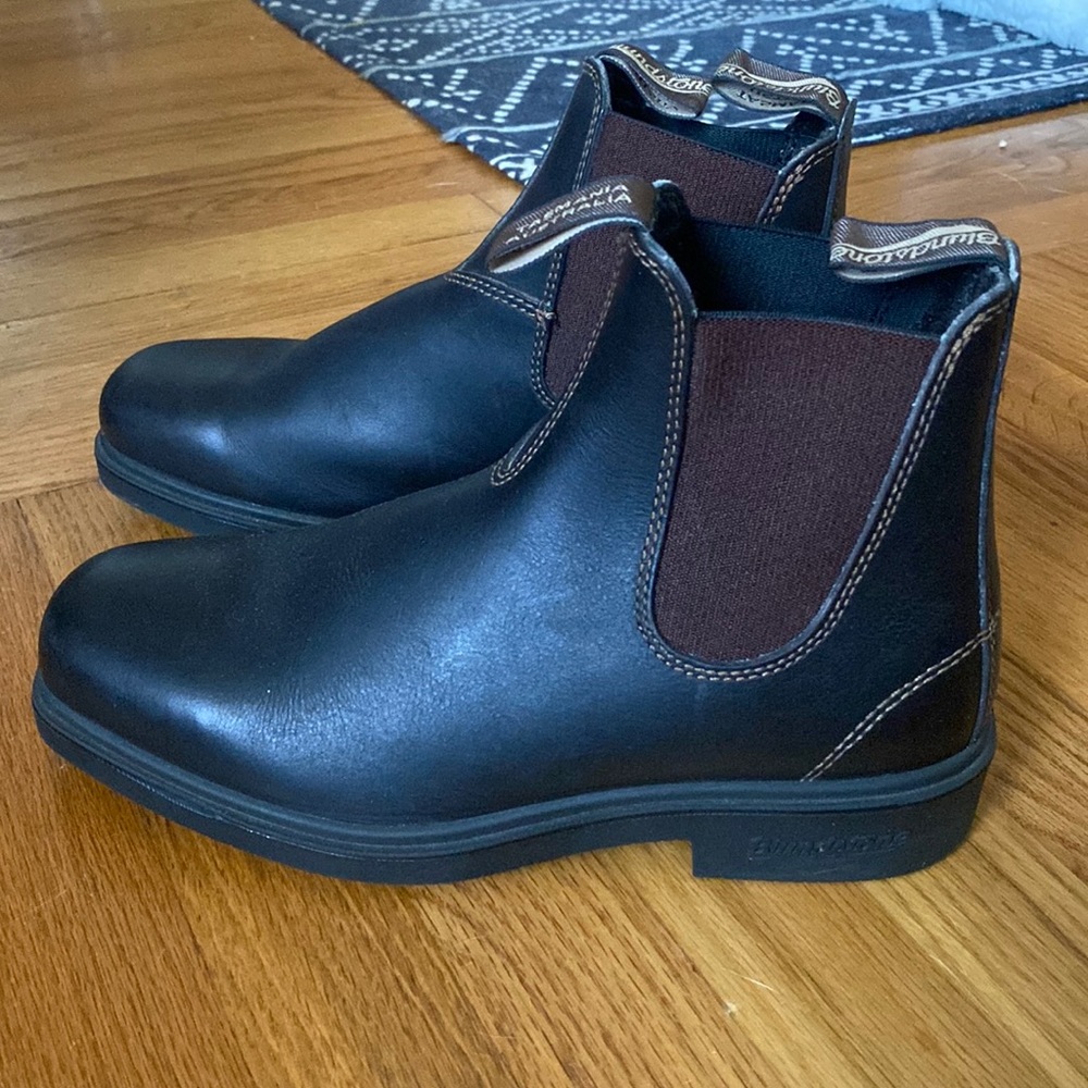 Blundstone Australia, new, size 10 US womens, size 7 Blundstone